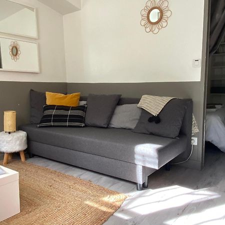 Pied A Terre En Plein Coeur De Montmorency Εξωτερικό φωτογραφία